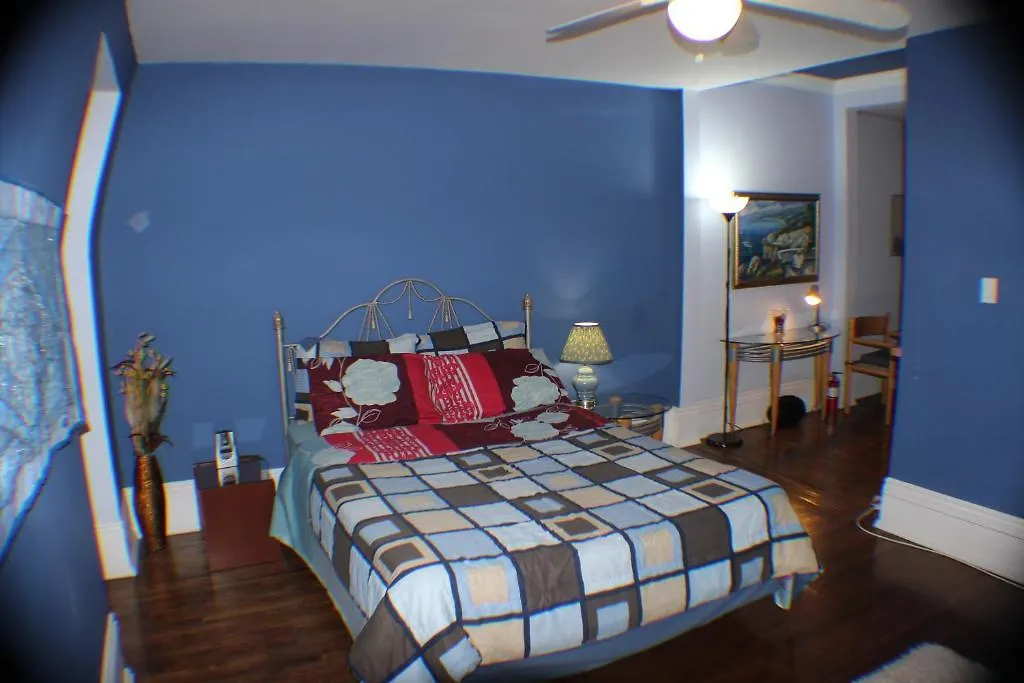 Comfy Guesthouse & Suite Toronto Canada