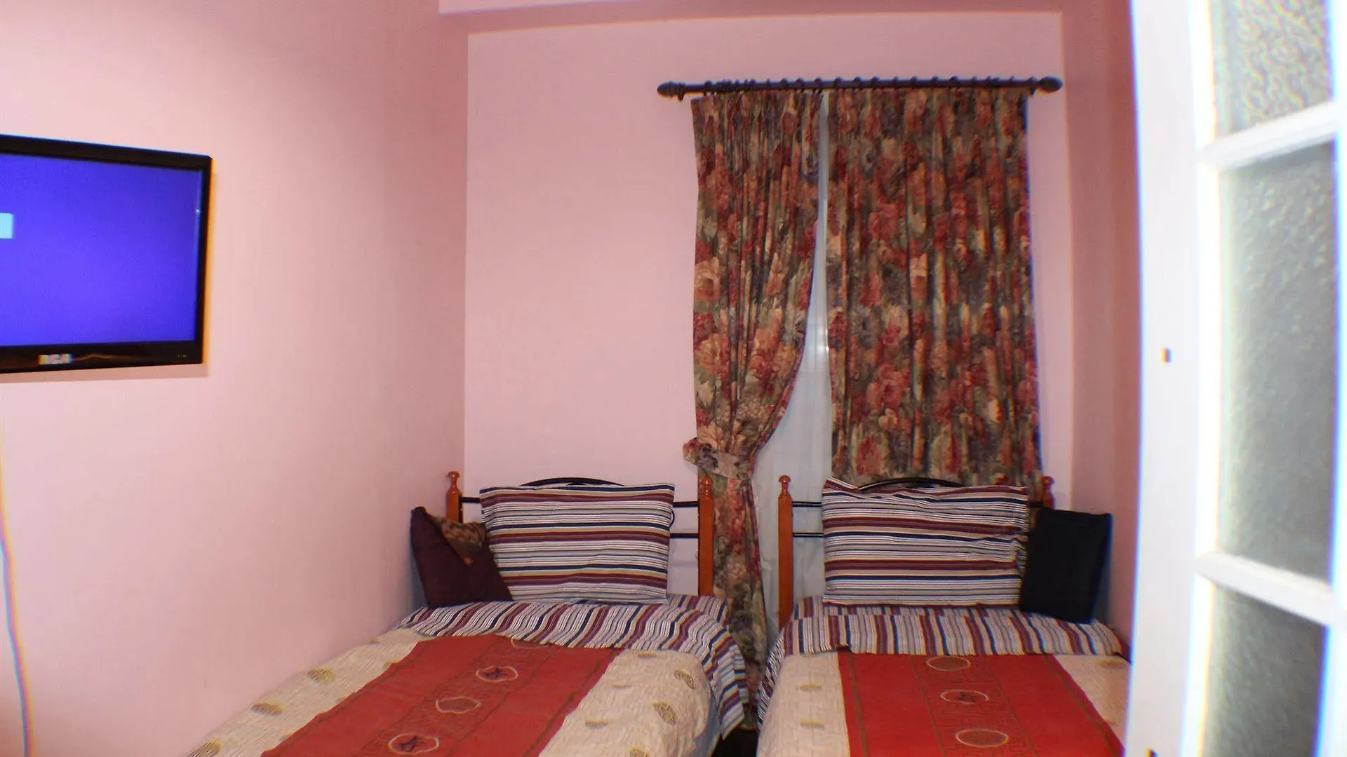 Comfy Guesthouse & Suite Toronto Gasthuis