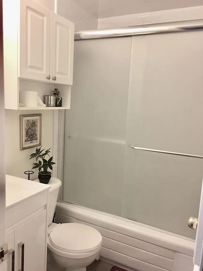 Guest house Comfy Guesthouse & Suite Toronto